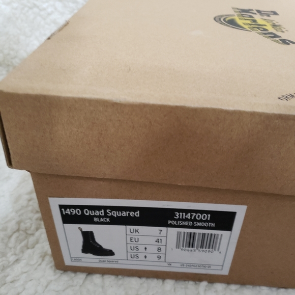 Dr. Martens 1490 Quad Leather Square-Toe Boots - Picture 14 of 14